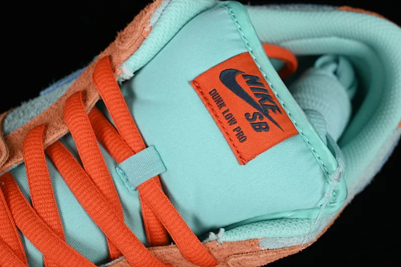 All Categories Nk SB Dunk Series Nk SB Dunk Low Low-top Sneakers Nk SB Dunk "Noise Aqua" Tropical Fruit Pie Dunk Series Retro Low-top Casual Skateboard Shoes DV5429-800